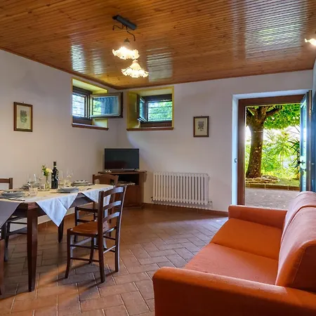 Casa vacanze 4 Bedroom Stunning In *
