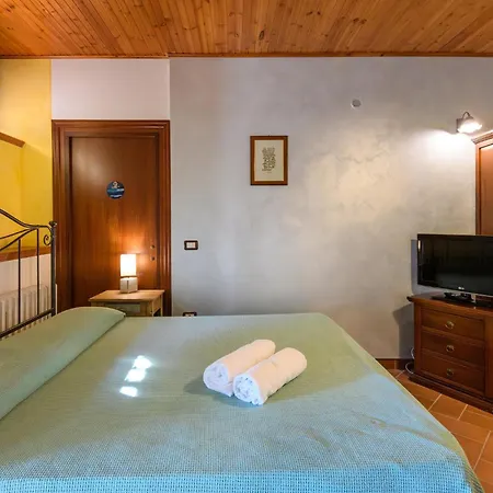 4 Bedroom Stunning In Mergo